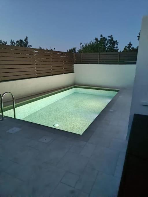 Holiday home Leo Aigina *