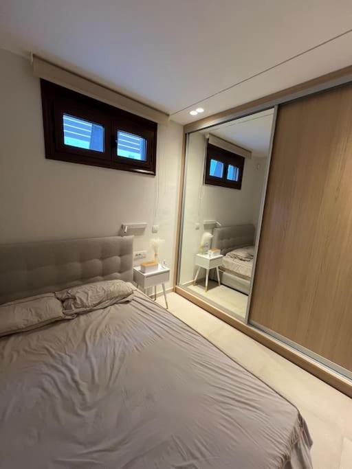 Leo Aigina Holiday home